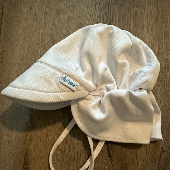 i play. Other - I PLAY Brand Baby Toddler Water Sun Cap 9-18 months, SPF 50+, white hat